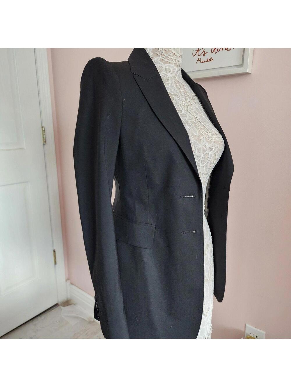 Beautiful Burberry blazer jacket black flawless 2 runs small see meaurements